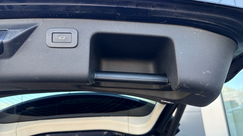 Land Rover Discovery Sport 2.0 D200 R-Dynamic HSE 5dr Auto Diesel Station Wagon